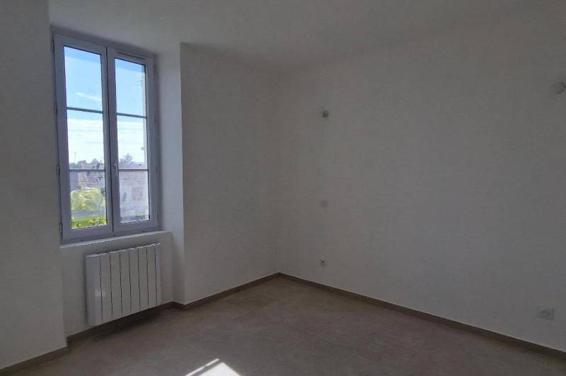 Appartement t4 entierement renove -  parking sous  ...