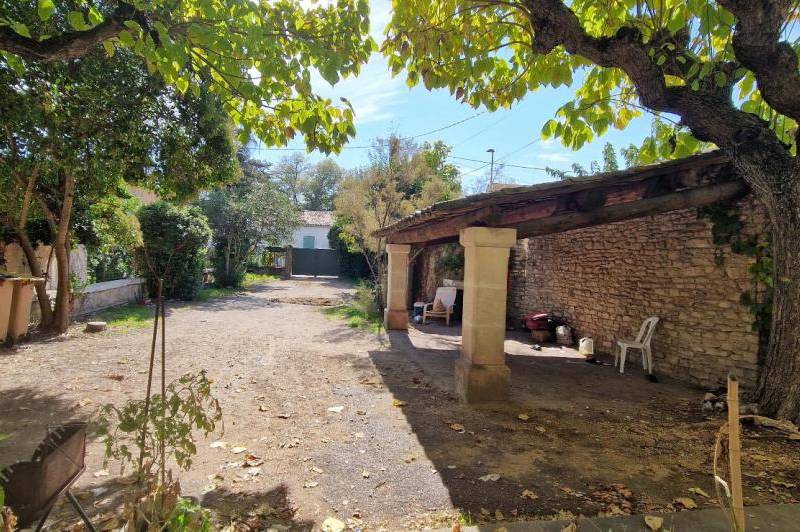 Appartement t4 entierement renove -  parking sous  ...