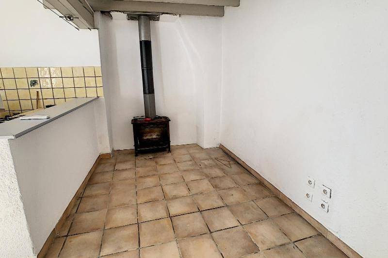 Studio en rdc avec mezzanine - parking -  ...