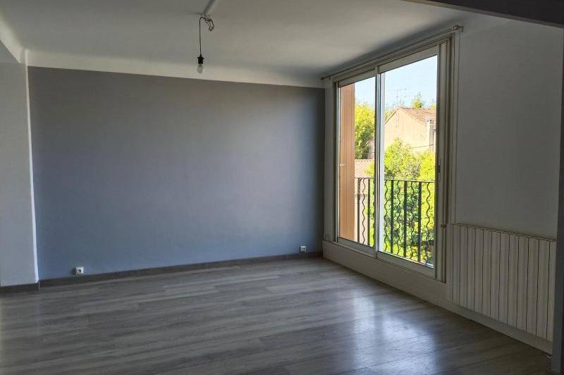 Appartement t3 avec garage et place de parking  ...