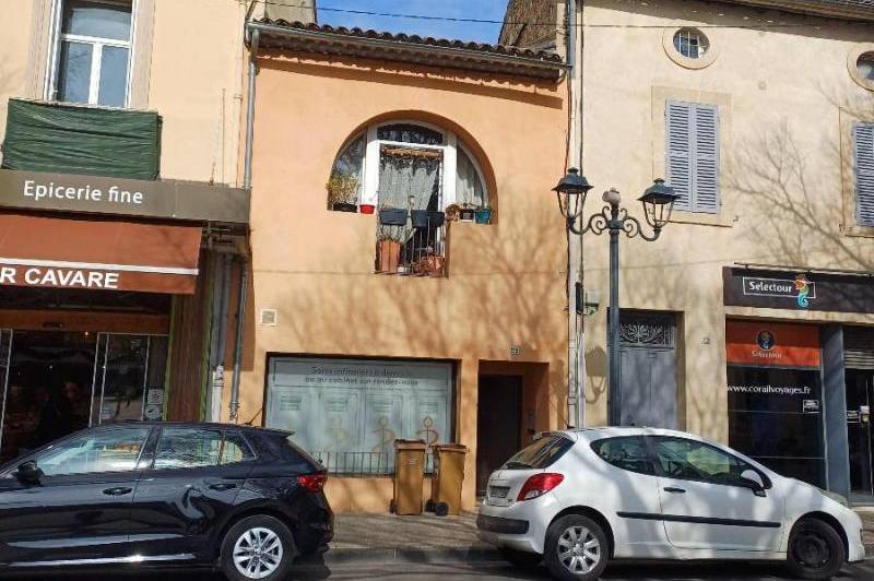 Beau local - centre ville - visibilite -  ...