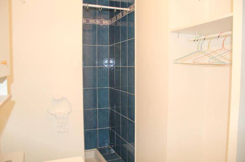 Appartement dans residence securisee - place de parking  ...