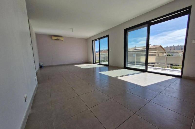 Appartement t3 - lumineux - residence securisee -  ...