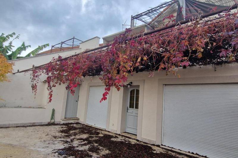 Superbe appartement t3 - entierement renove - garage  ...