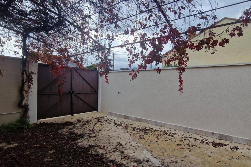 Superbe appartement t3 - entierement renove - garage  ...