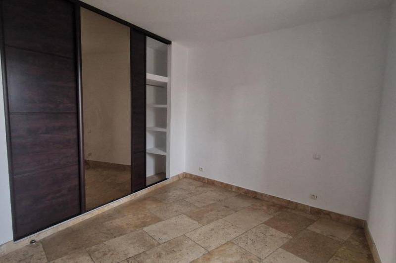 Superbe appartement t3 - entierement renove - garage  ...