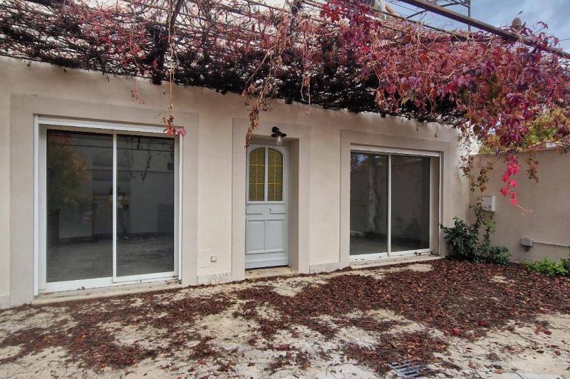 Superbe appartement t3 - entierement renove - garage  ...