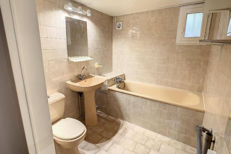 Appartement t2 en duplex - au 1er etage  ...