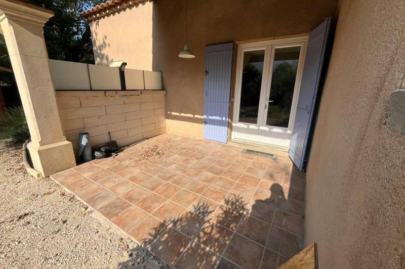 Villa 4 - villa 4
maison dans le village  ...