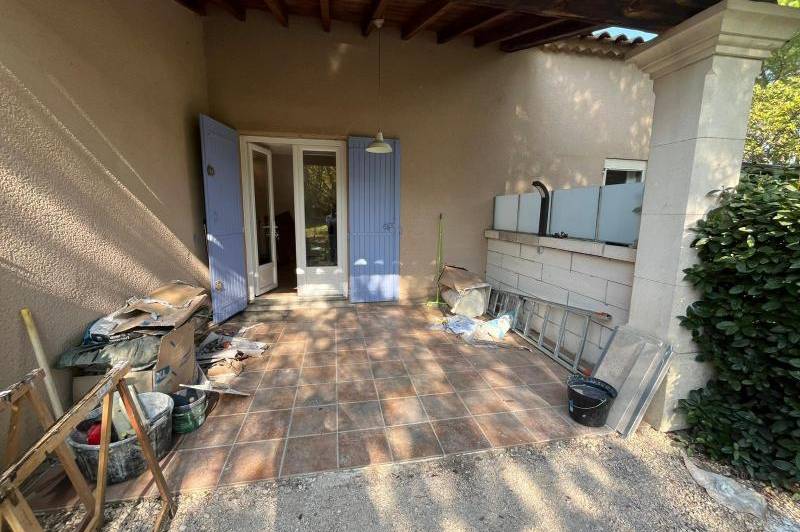 Villa - terrasse - jardin clos - plain-pied  ...