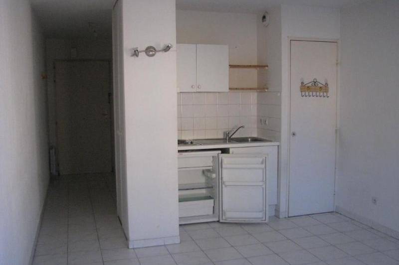 Beau studio en centre ville dans residence securisee  ...