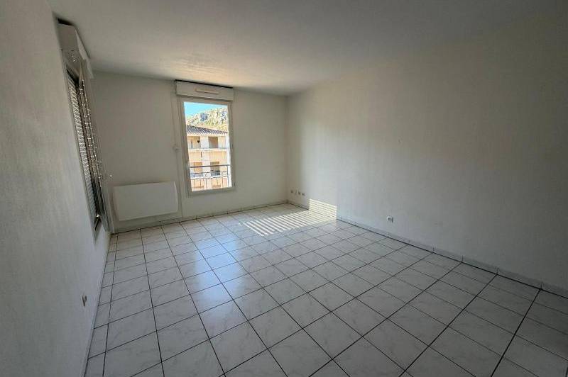 Beau studio en centre ville dans residence securisee  ...