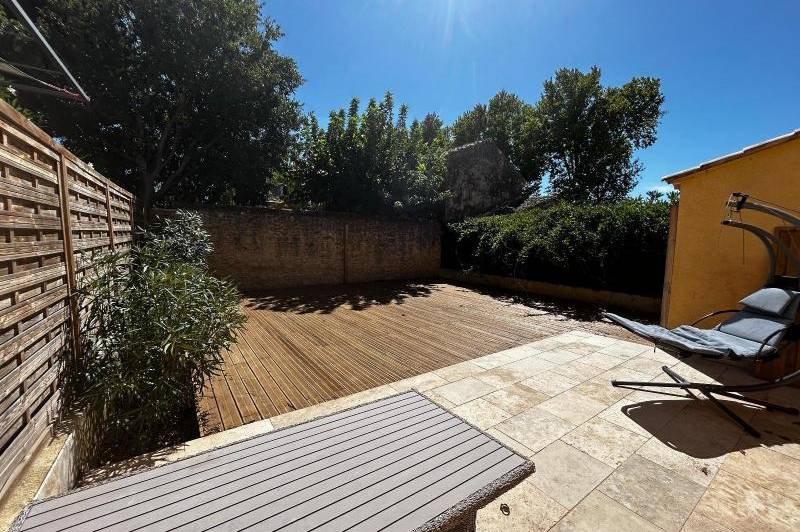 Maison en lotissement - climatisation - jardin clos  ...