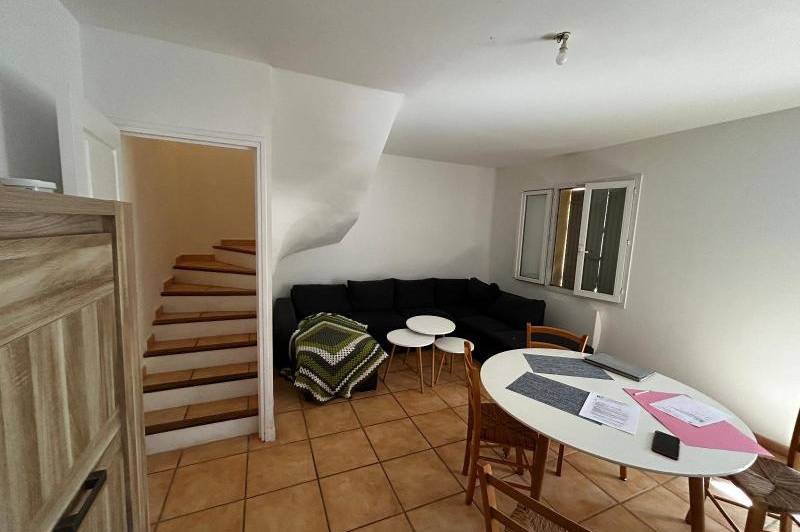 Maison en lotissement - climatisation - jardin clos  ...