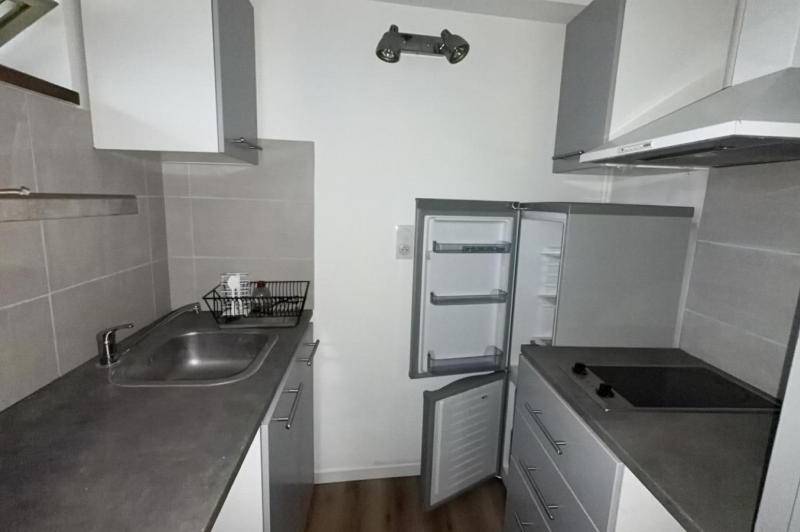 Studio avec cuisine equipee- ascenseur- - climatisation - ...