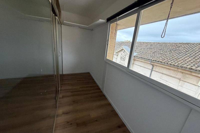 Studio avec cuisine equipee- ascenseur- - climatisation - ...