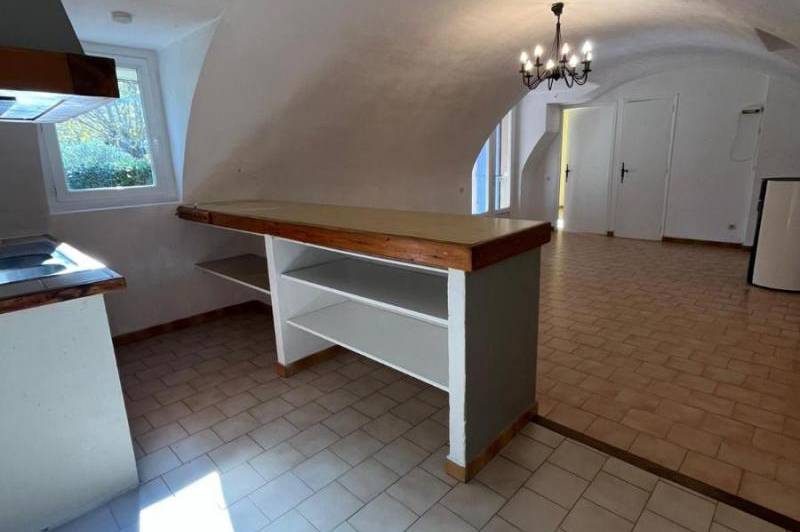 Villa - terrasse - jardin clos - plain-pied  ...