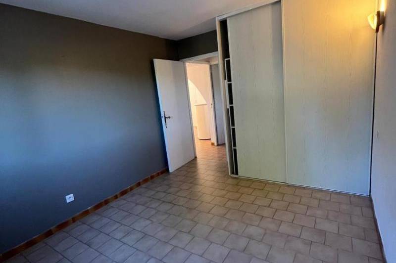 Villa - terrasse - jardin clos - plain-pied  ...