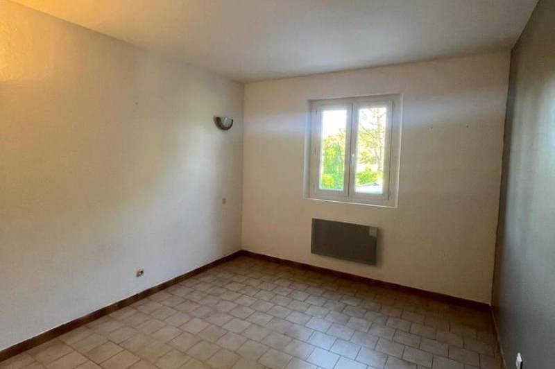 Villa - terrasse - jardin clos - plain-pied  ...