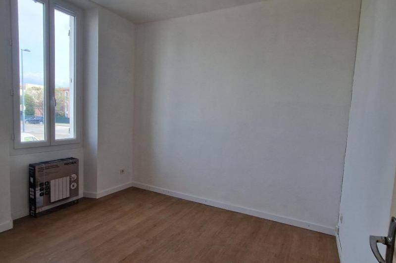 Appartemement renove - cour - cave - appartement  ...