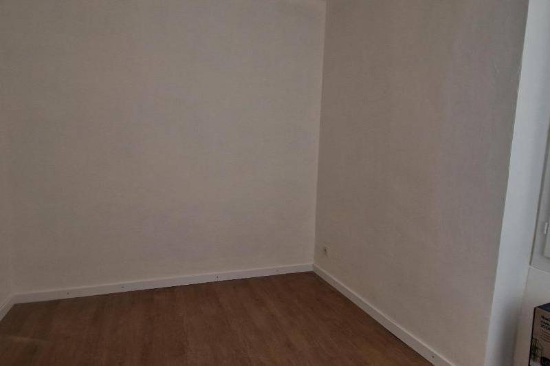 Appartemement renove - cour - cave - appartement  ...
