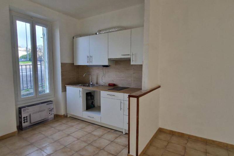 Appartemement renove - cour - cave - appartement  ...