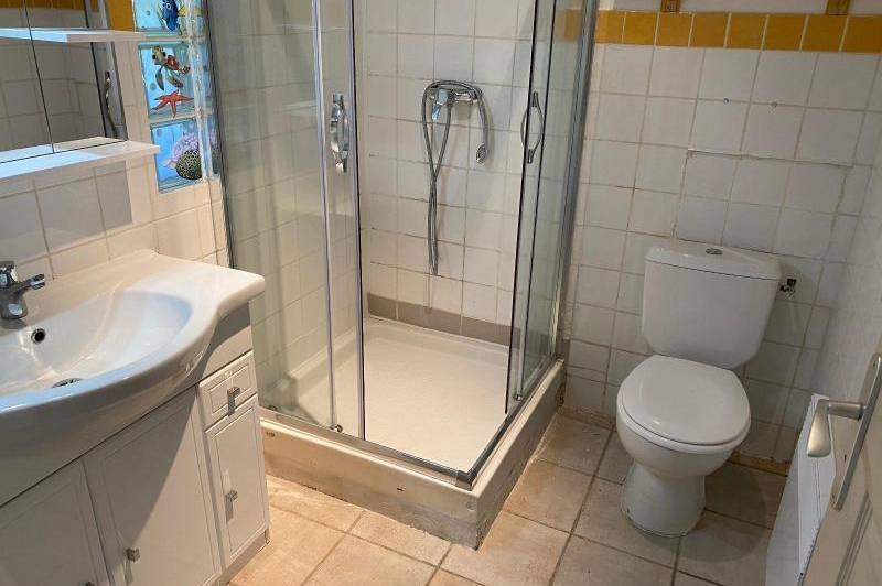 Appartement t2 proche centre-ville - parking - appartement  ...