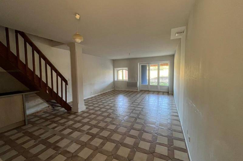 Appartement dans partie de mas - appartement dans  ...