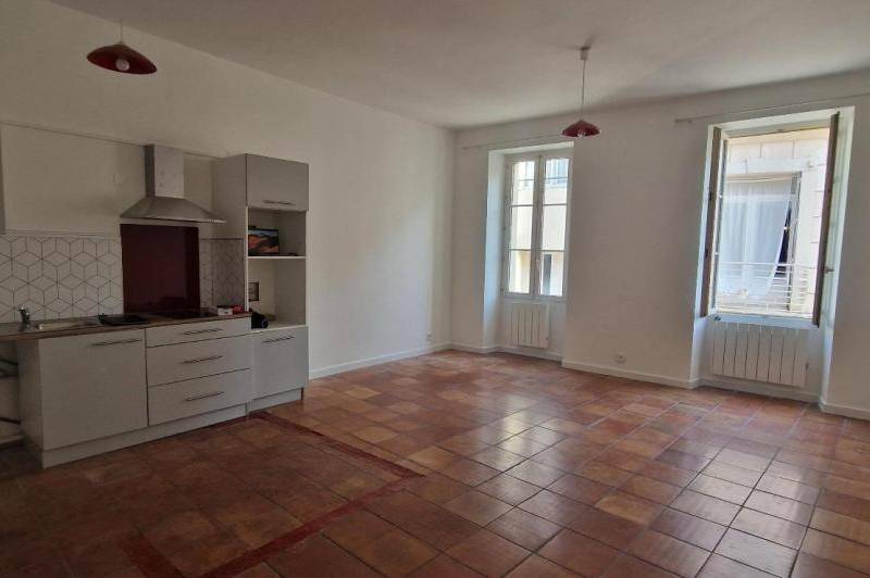 Appartement t2- belle piece de vie - centre  ...