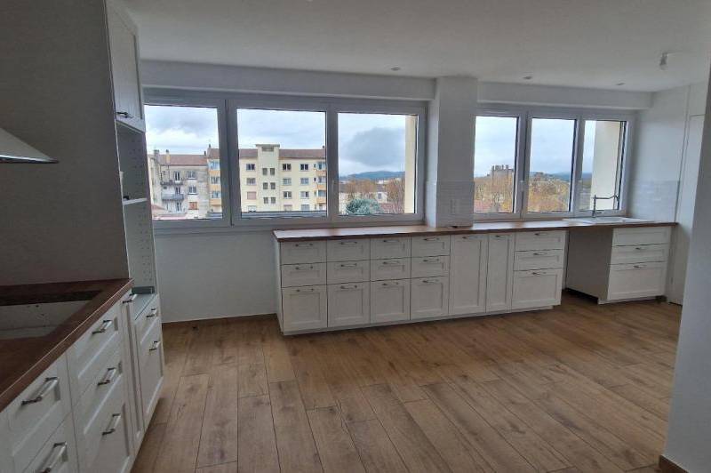 Sublime appartement entierement renove - centre ville -  ...