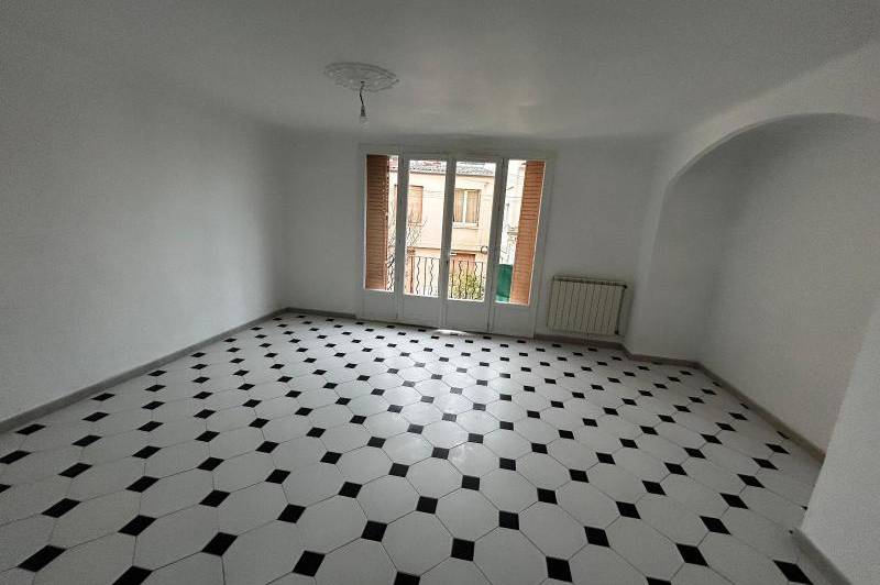 Appartement renove -garage -balcon - appartement renove -  ...