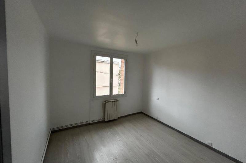 Appartement renove -garage -balcon - appartement renove -  ...