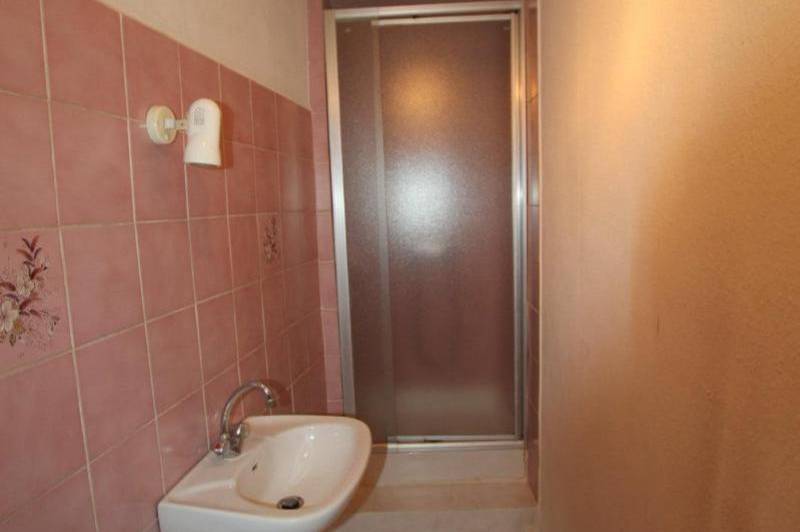 Grande maison dans bel environnement avec garage et ...