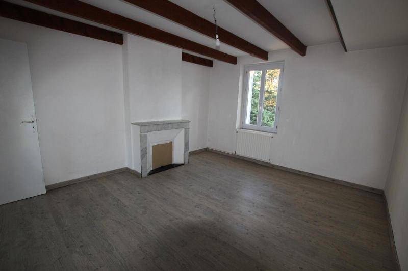 Grande maison dans bel environnement avec garage et ...