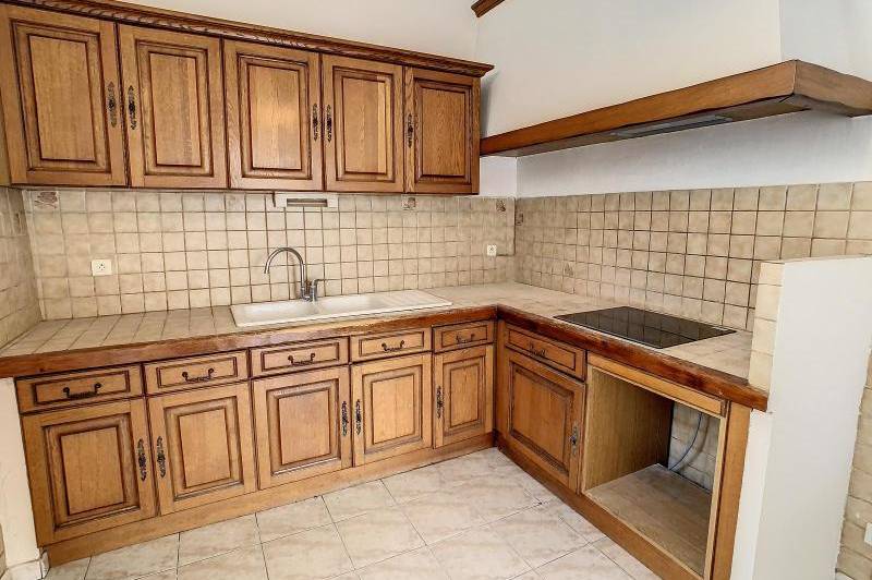 Appartement t3 en centre ville avec vue -  ...