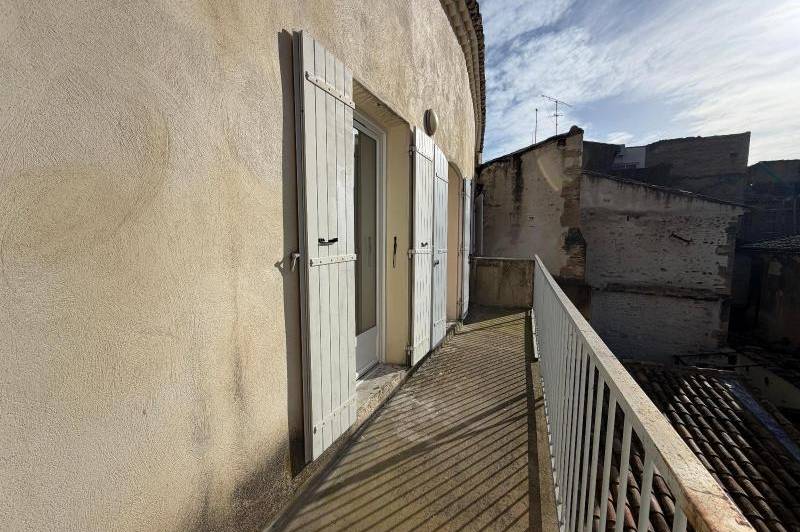 Appartement t3 - balcon - 1 place de  ...
