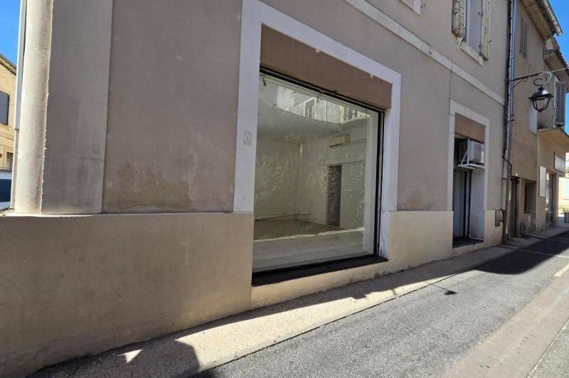 Beau local commercial ou professionnel en centre-ville 3  ...