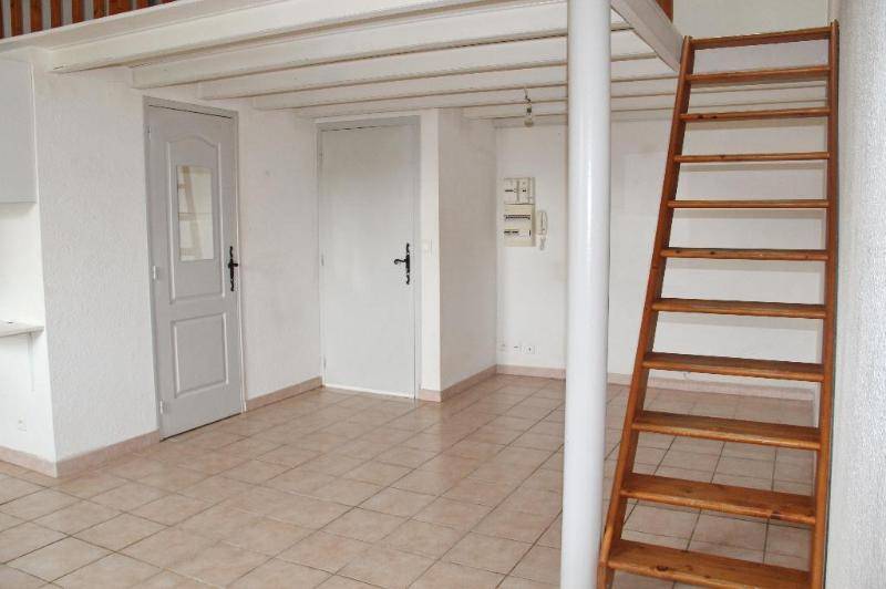 Appartement t2 + mezzanine au 2ème étage en  ...