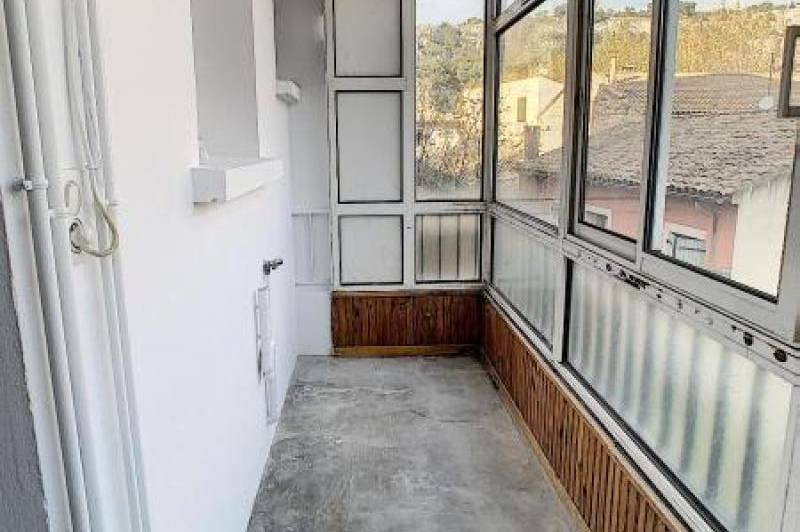 Bel appartement en centre ville 2eme etage avec  ...