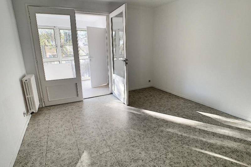 Bel appartement en centre ville 2eme etage avec  ...