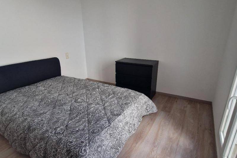 Appartement t3 meuble 1er etage entierement refait ...