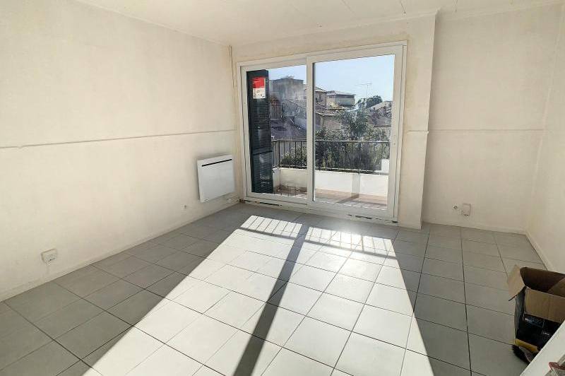Bel appartement 64 m²  au 3ème étage  ...