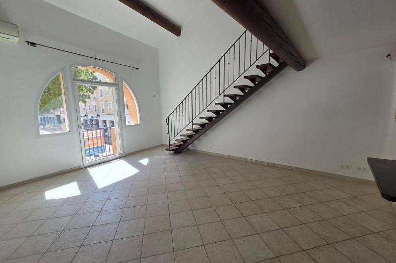 Grand appartement - centre ville - terrasse -  ...