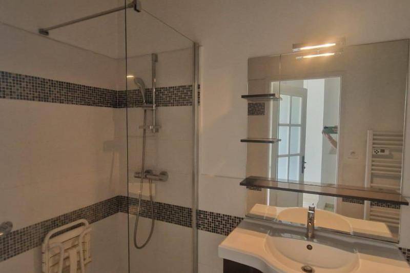Charmant appartement  dans une partie de mas  ...