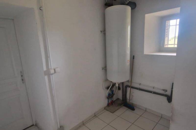 Charmant appartement  dans une partie de mas  ...