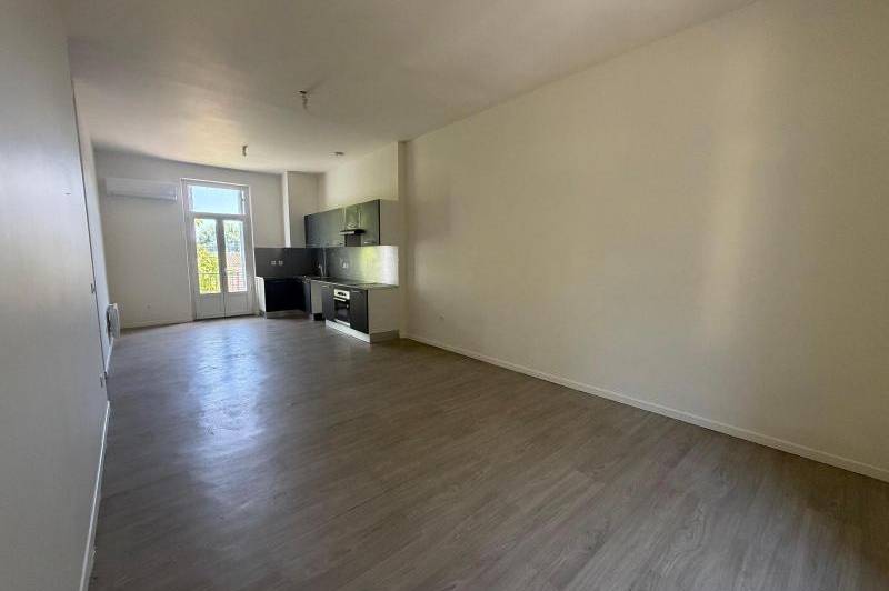 Appartement renove - cave - jardin prive -  ...