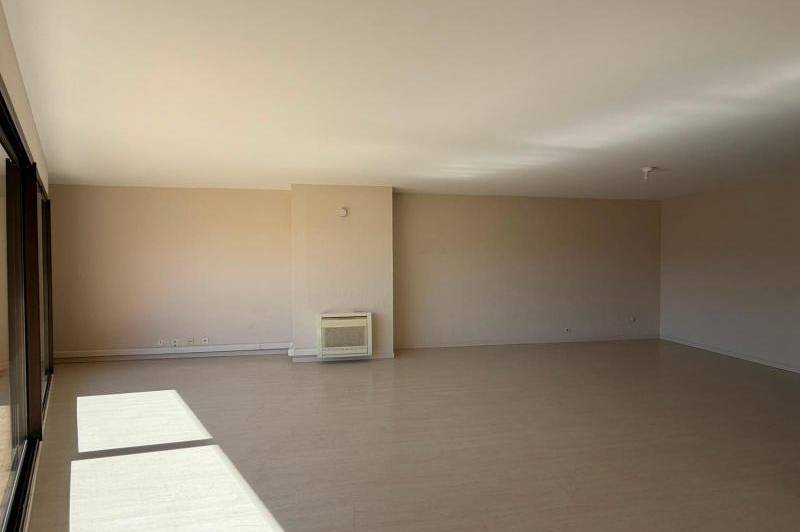 Appartement t3 - balcon -ascenseur-climatisation - appartement - ...