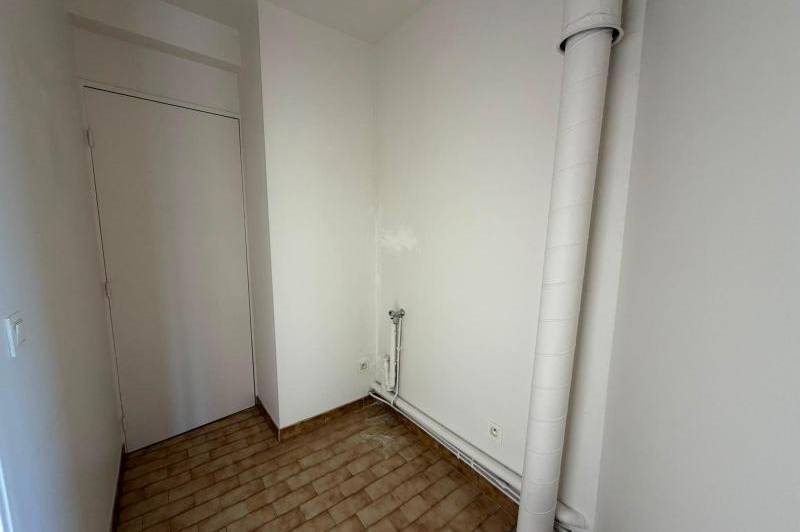Appartement t3 - balcon -ascenseur-climatisation - appartement - ...
