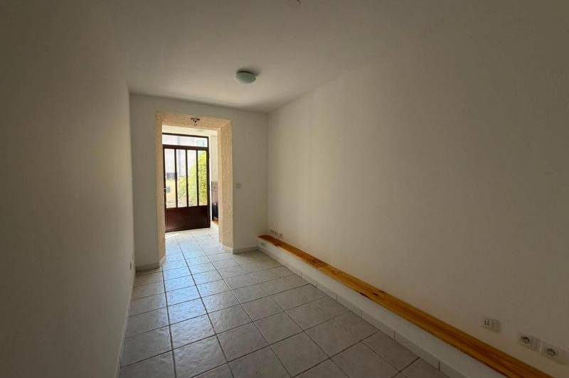 Maison - local professionnel - climatisation - cour  ...