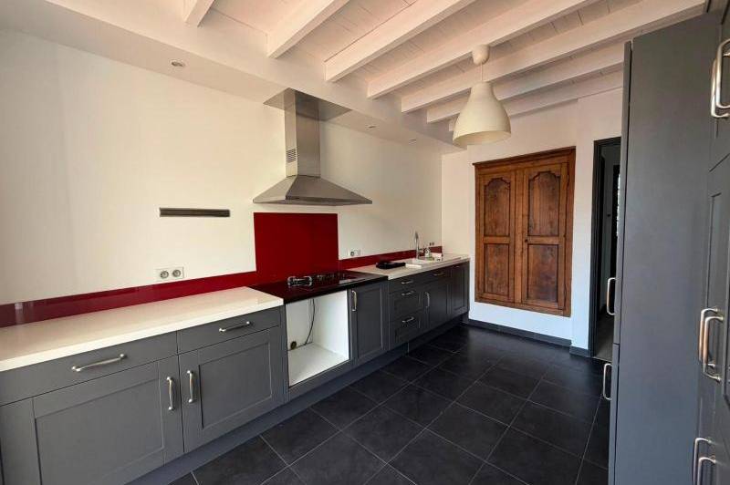 Maison - local professionnel - climatisation - cour  ...